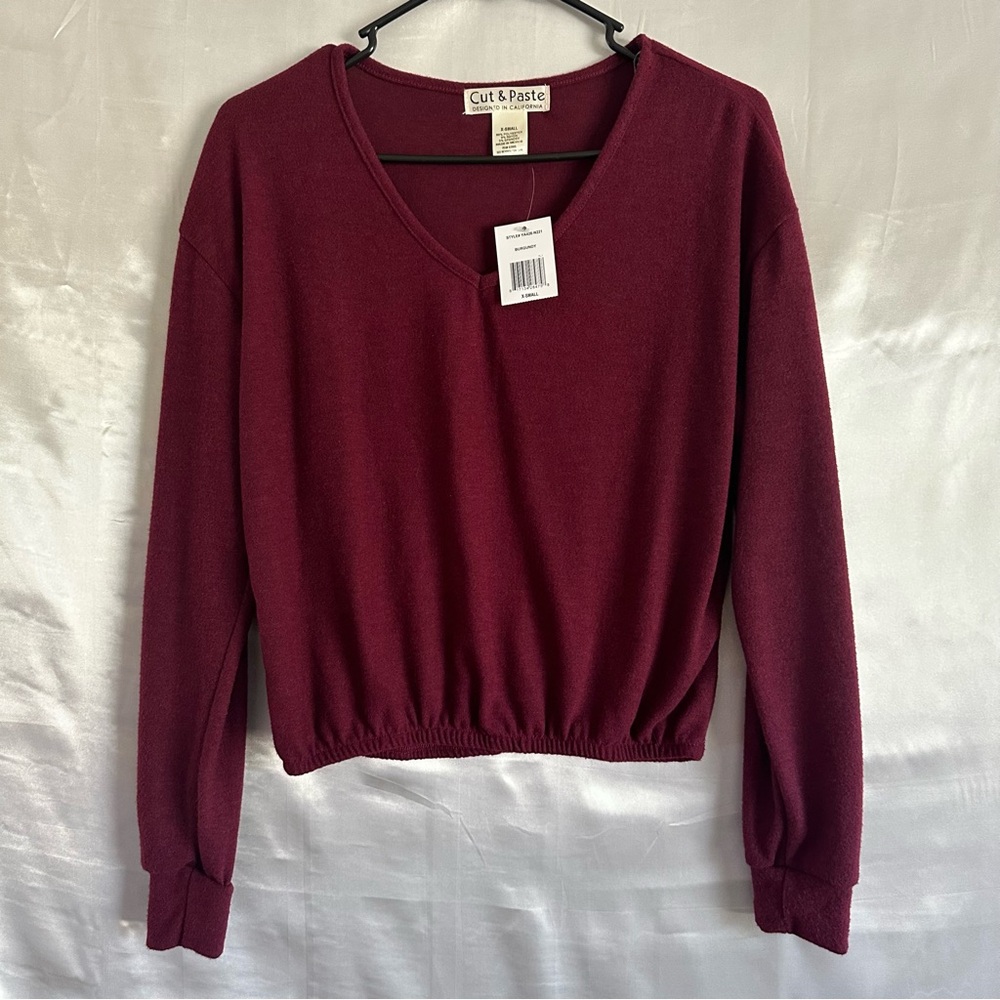 Cut And Paste Women Burgundy V-Neck Stretch Waist Pullover Sweatshirt Top XS